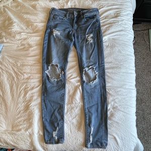 American Eagle High Waisted Skinny Ripped Denim Jeggings